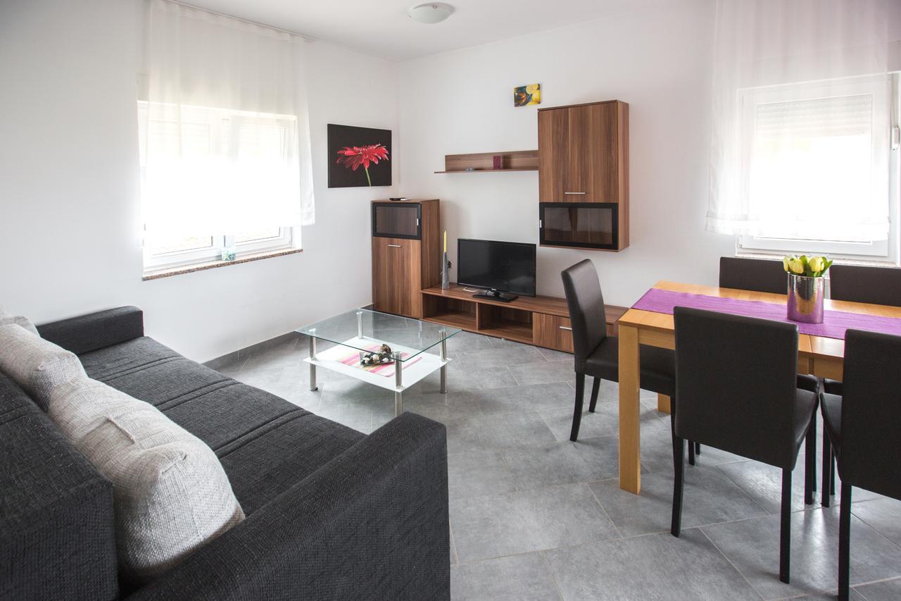 Apartamento Adriatic Star Banjol Habitación foto